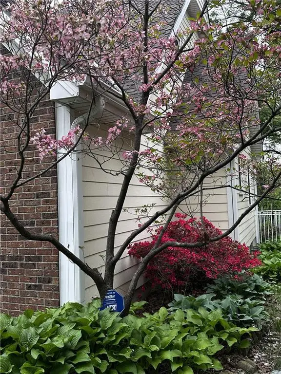 10504 Bond Street, Overland Park, KS 66214 - #3