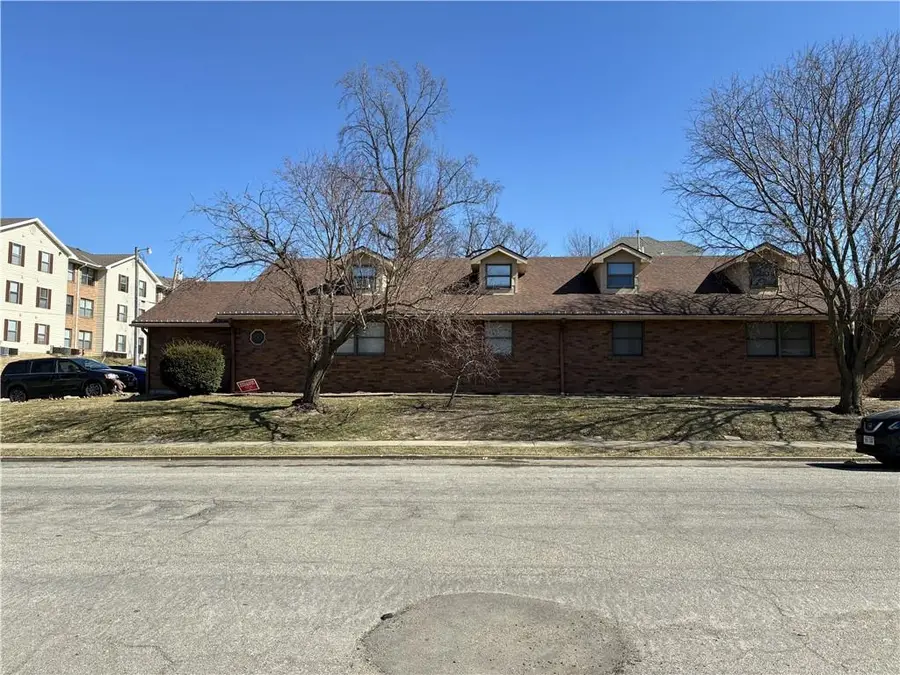2601 Mitchell Avenue, Saint Joseph, MO 64507 - #3
