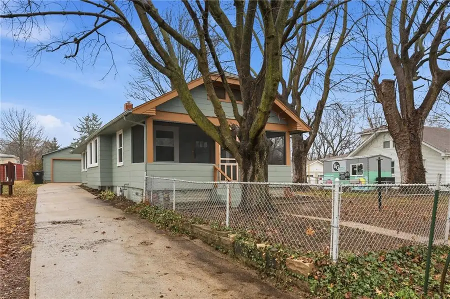 10531 E 9th Street S, Independence, MO 64053 - #3