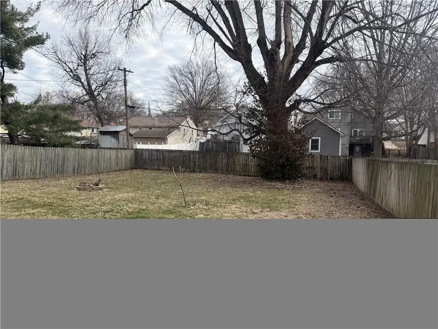 2611 Parallel Avenue, Saint Joseph, MO 64506 - #3