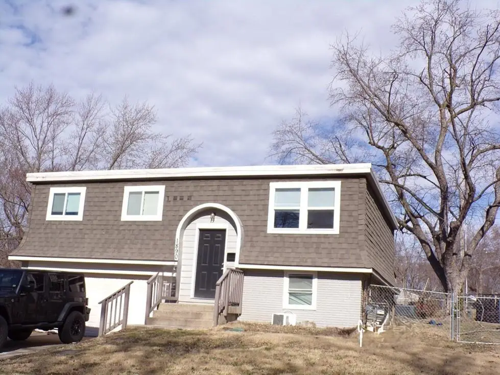 18900 E 6th Street N, Independence, MO 64056 - #1