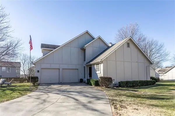 15514 Floyd Street, Overland Park, KS 66223