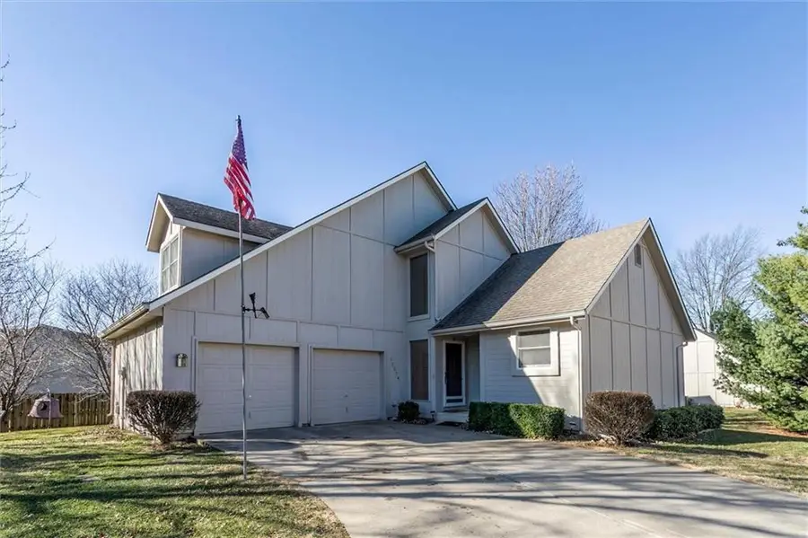 15514 Floyd Street, Overland Park, KS 66223 - #2