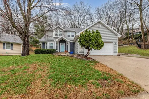 304 Lancelot Drive, Liberty, MO 64068