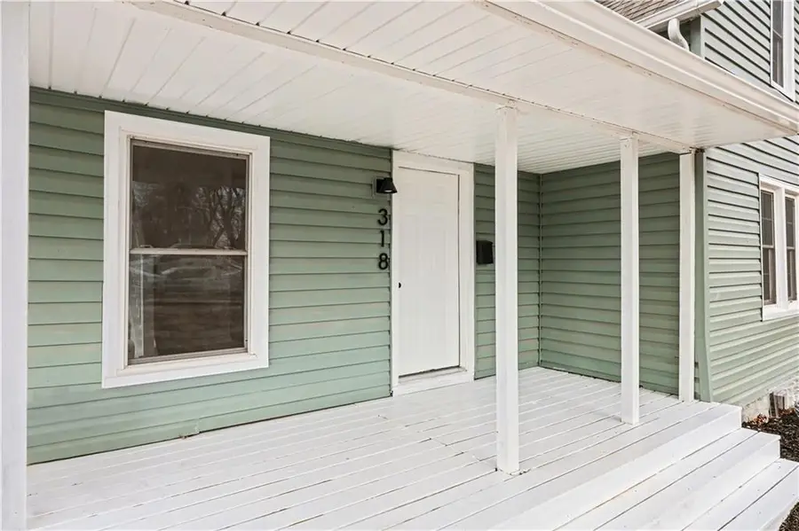 318 E Nichols Street, Spring Hill, KS 66083 - #2