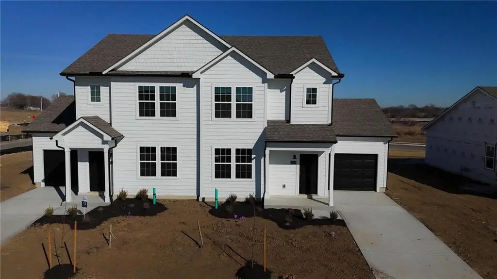 12416 E Acacia Drive, Lees Summit, MO 64086 - #1