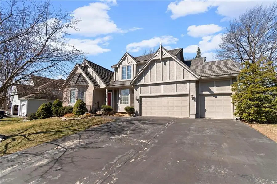 1008 NE Moss Point Road, Lees Summit, MO 64064 - #2