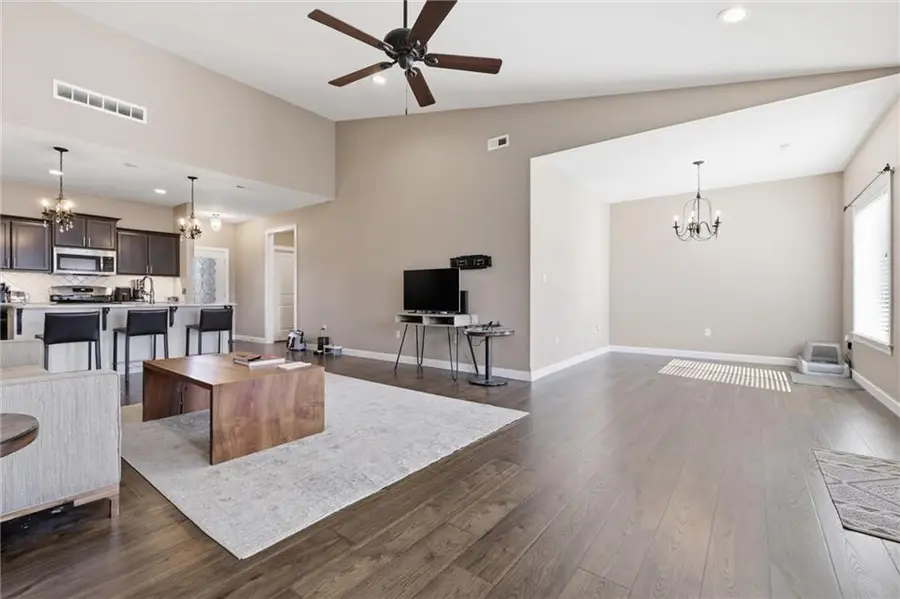 2705 Chasehire Drive, Lawrence, KS 66046 - #3