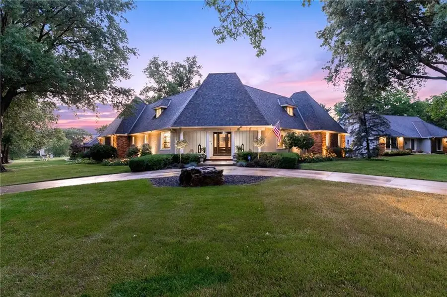 12854 Pembroke Circle, Leawood, KS 66209 - #2