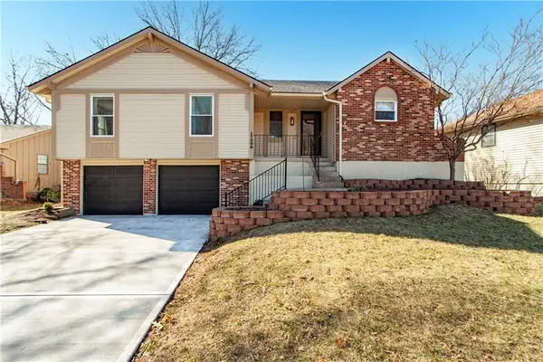 17209 51st Terrace Court S, Independence, MO 64055