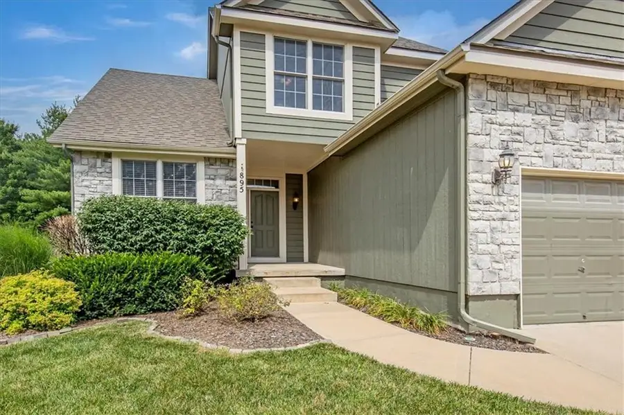 895 N Diane Drive, Olathe, KS 66061 - #3