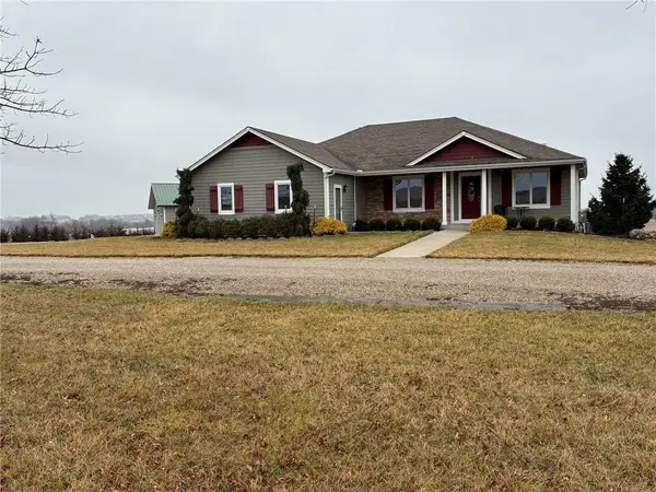 556 N 775th Road, Lawrence, KS 66047