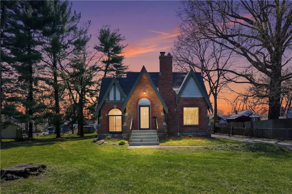 9621 E 33rd Street S, Independence, MO 64052 - #1