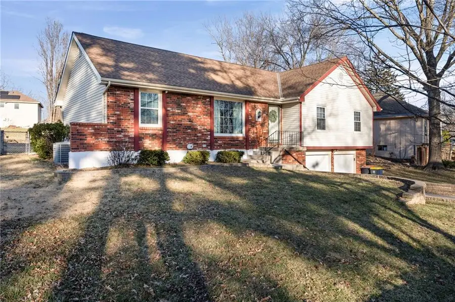 800 NE 96th Terrace, Kansas City, MO 64155 - #3