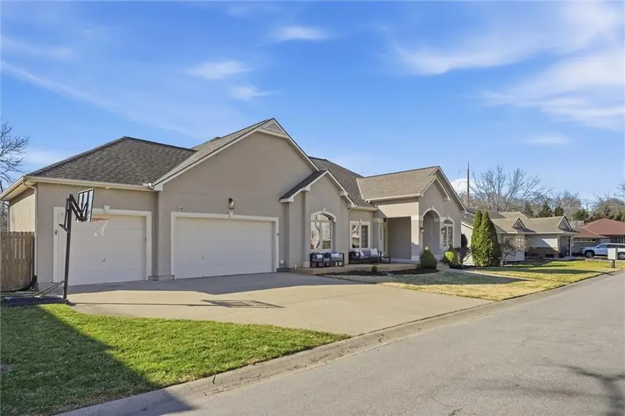 10308 Granada Lane, Overland Park, KS 66207 - #3