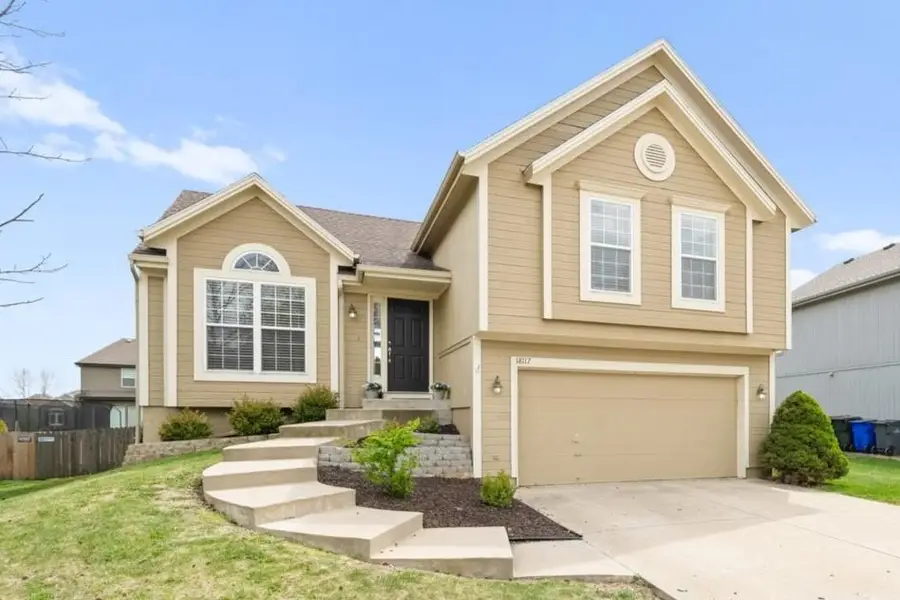 18117 W 163rd Terrace, Olathe, KS 66062 - #2