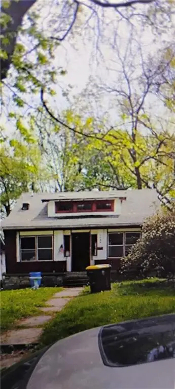 1189 E 65th Street, Kansas City, MO 64131 - #1