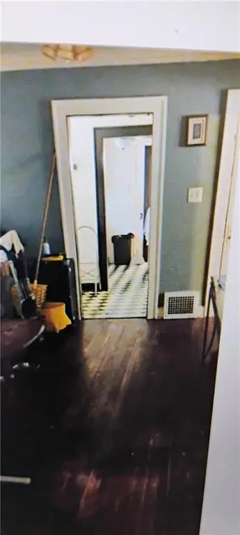 1189 E 65th Street, Kansas City, MO 64131 - #3