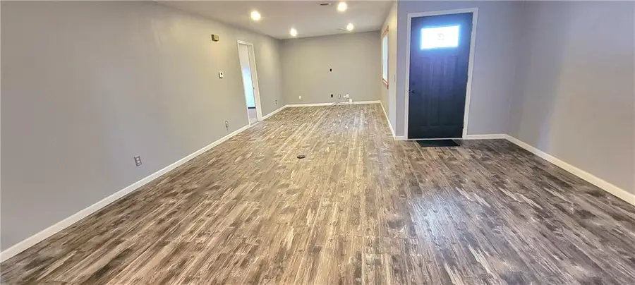 5 Prairie Drive, Iola, KS 66749 - #3