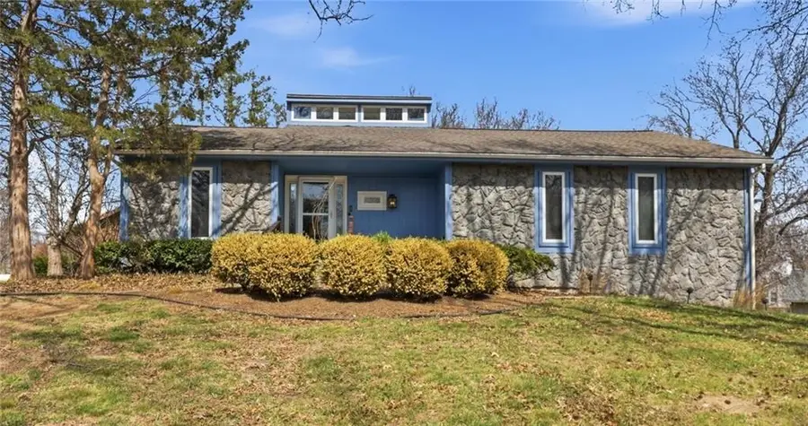 1208 SW 23rd Street, Blue Springs, MO 64015 - #3