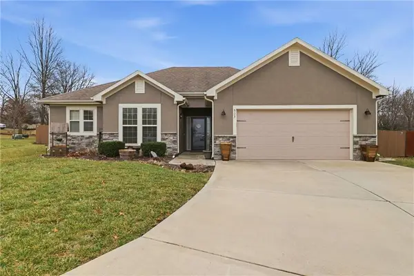 503 SW 6th Street Terrace, Oak Grove, MO 64075
