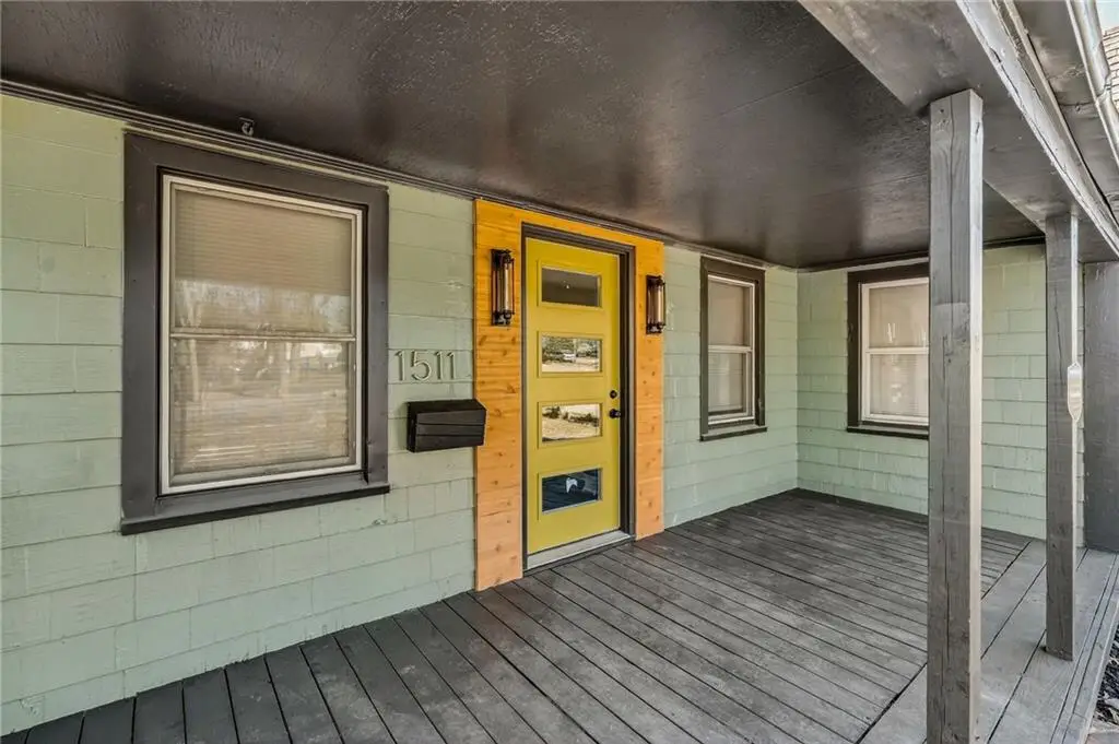 1511 E 59th Street, Kansas City, MO 64110 - #1