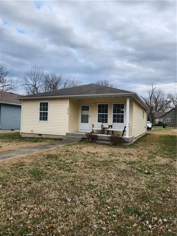 1018 E 16th Street, Pittsburg, KS 66762 - #3