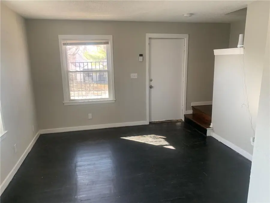 4029 Wabash Avenue, Kansas City, MO 64130 - #3