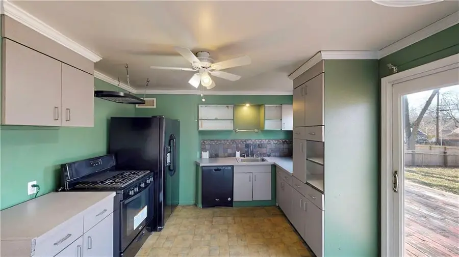 7712 Robinson Street, Overland Park, KS 66204 - #3