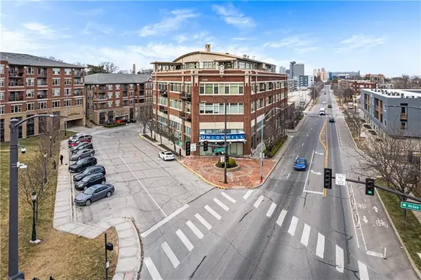 2929 Mcgee Trafficway #305, Kansas City, MO 64108