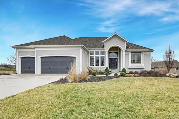 7822 Houston Street, Lenexa, KS 66227