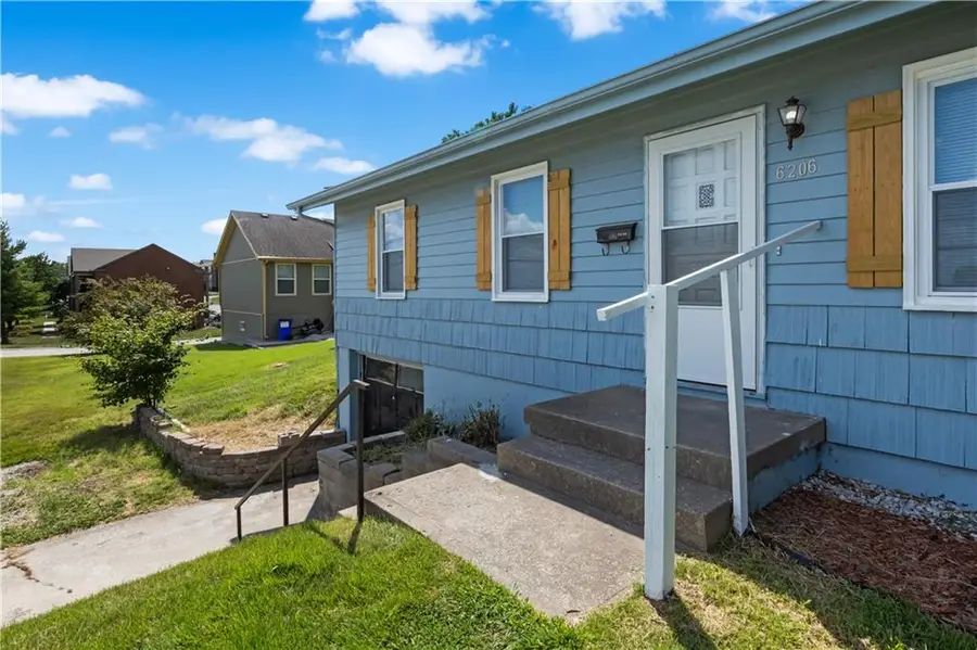 6206 NE Antioch Road, Kansas City, MO 64119 - #3