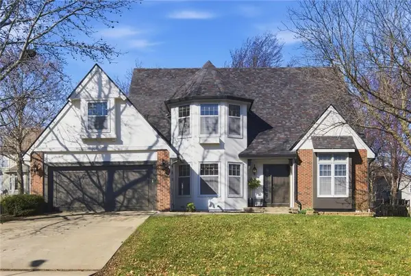 13810 Pembroke Lane, Leawood, KS 66224