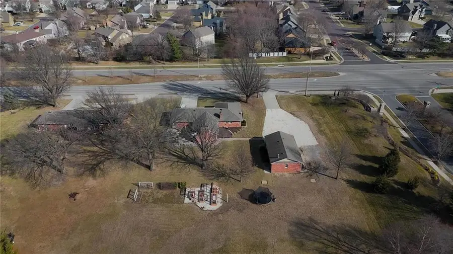 15590 Antioch Road, Overland Park, KS 66221 - #3