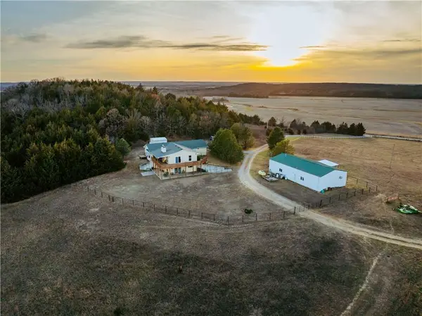 15783 Clay Road, Fredonia, KS 66736