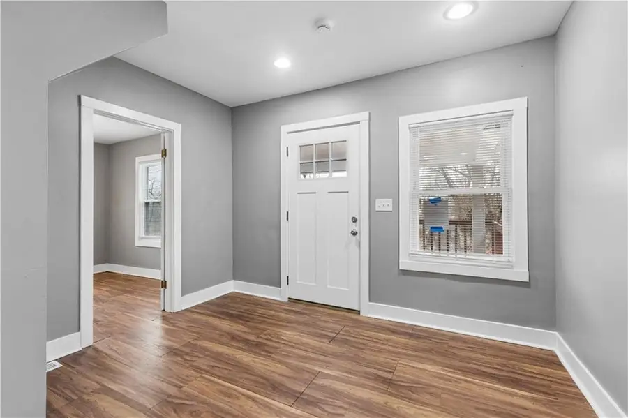 5038 S Benton Avenue, Kansas City, MO 64130 - #3