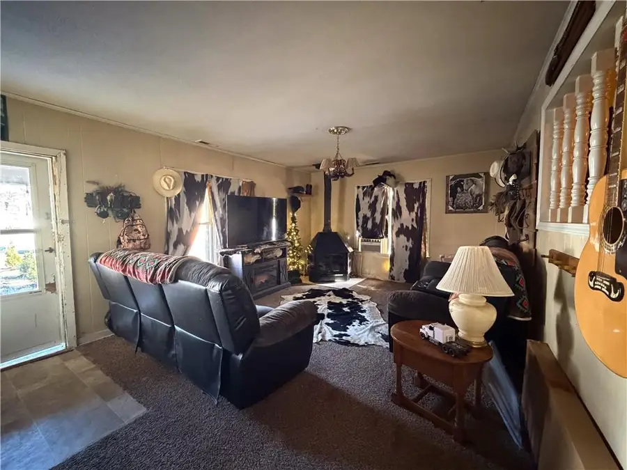 604 E Franklin Street, Clinton, MO 64735 - #3