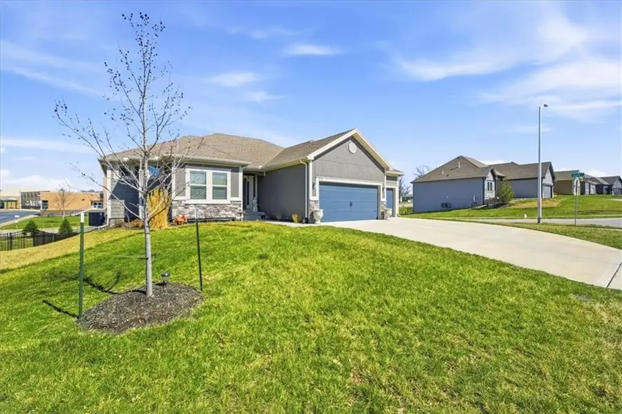 3532 NE 91st Terrace, Kansas City, MO 64156 - #3