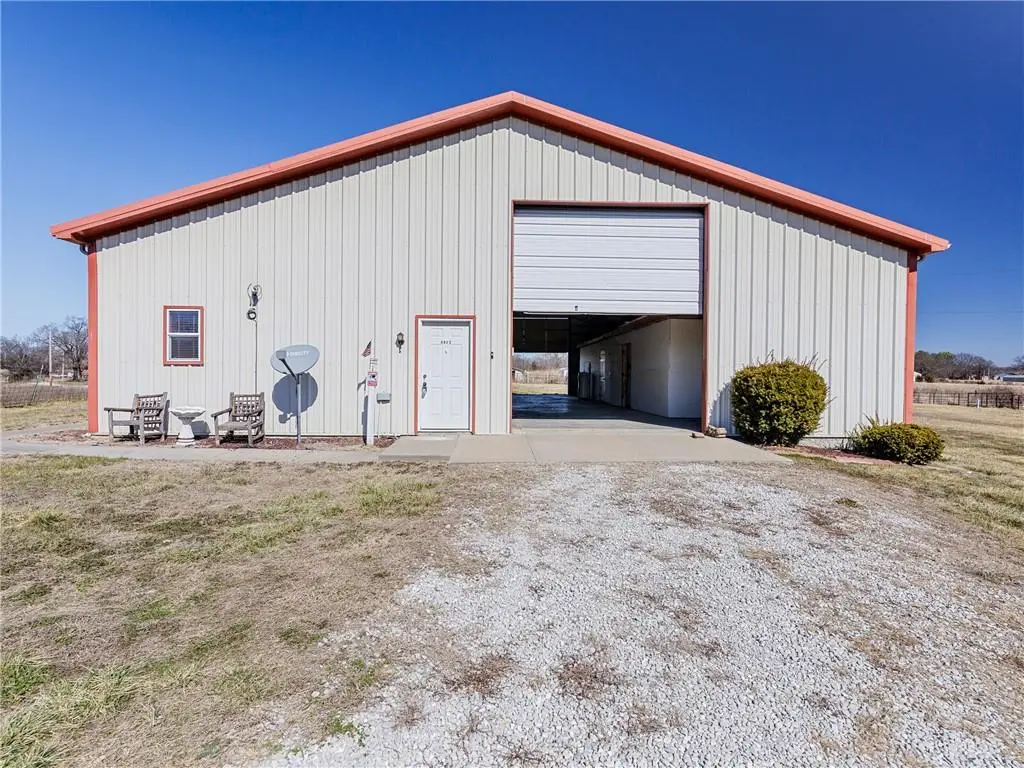 8823 NE Oo Highway, Calhoun, MO 65323 - #1