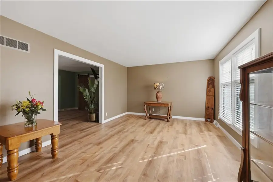 806 Galveston Drive, Liberty, MO 64068 - #3