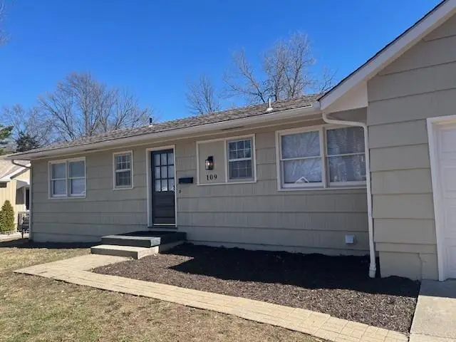 109 SW Walnut Street, Lees Summit, MO 64063 - #3