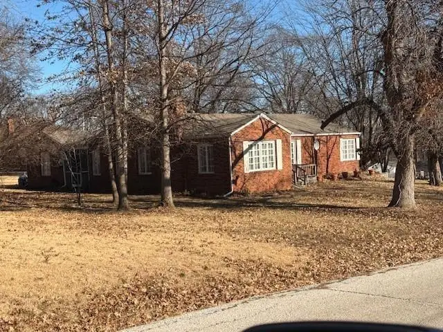 5200 Miami Avenue, Kansas City, KS 66106 - #2