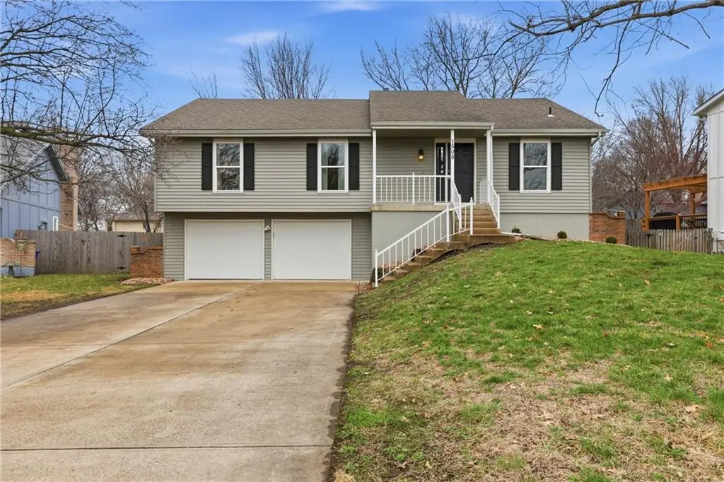 1508 SE Long Place, Lees Summit, MO 64063 - #1