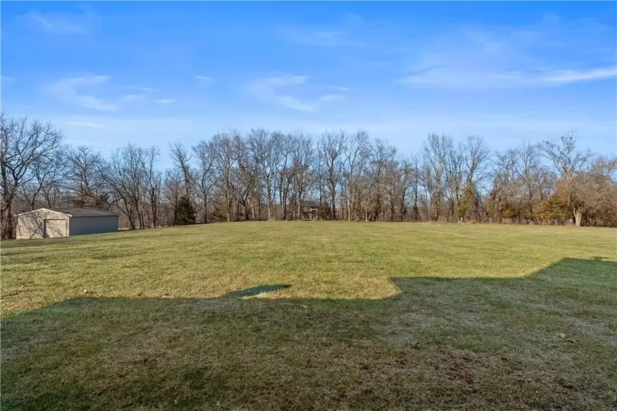 28605 E 114th Street, Lees Summit, MO 64086 - #3