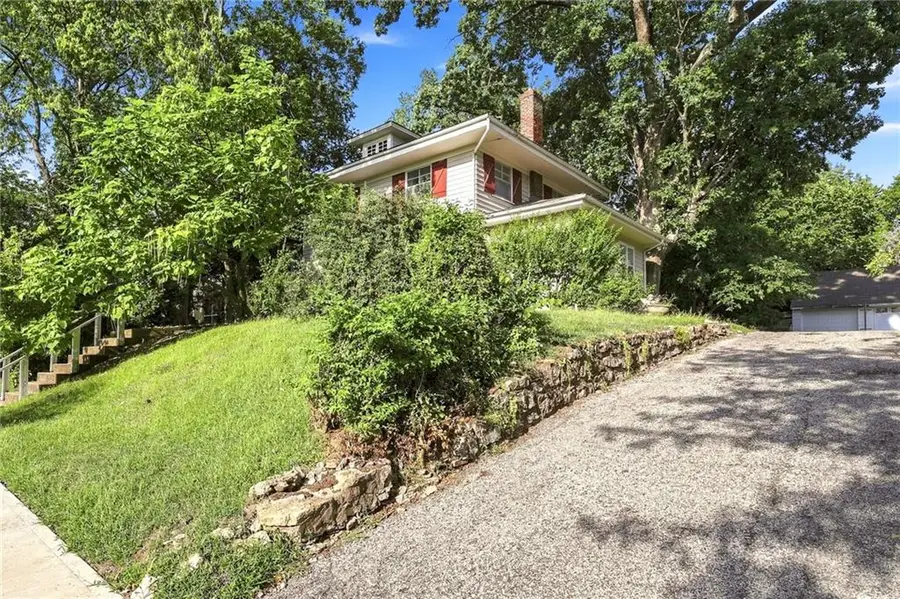 3413 W Coleman Road, Kansas City, MO 64111 - #3