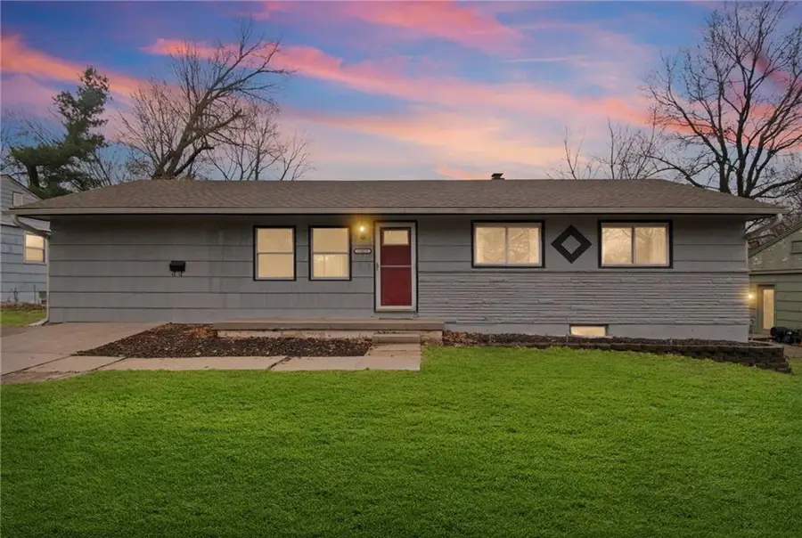 11013 E 53rd Terrace, Raytown, MO 64133 - #2