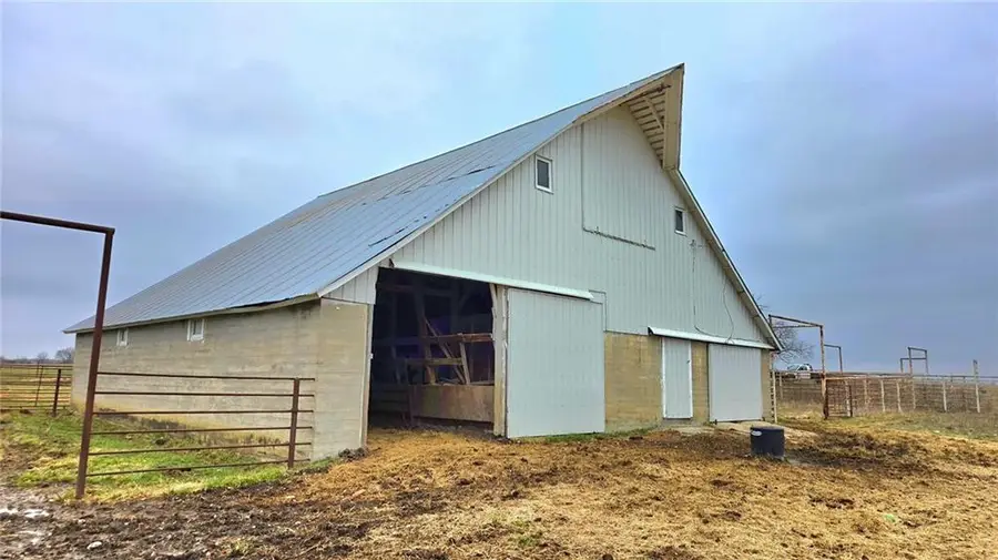 16494 E 300 Road, Prescott, KS 66767 - #3