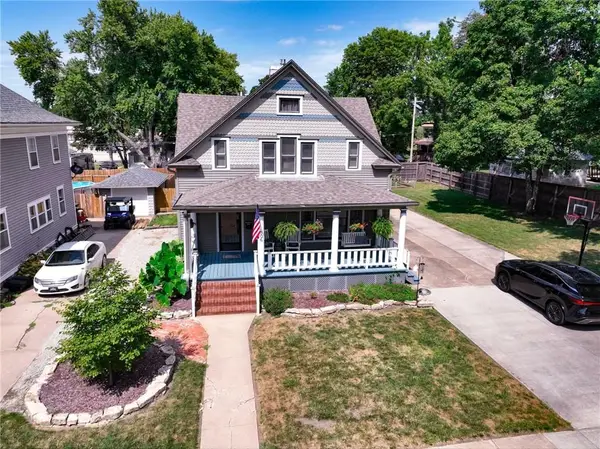 506 Shawnee Street, Hiawatha, KS 66434