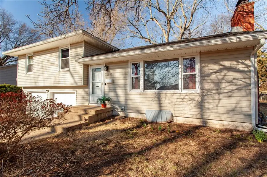 8800 Kentucky Avenue, Kansas City, MO 64138 - #2