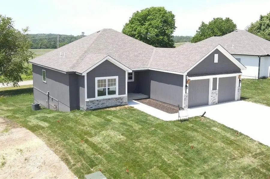 107 Johnson Circle, Dearborn, MO 64439 - #3